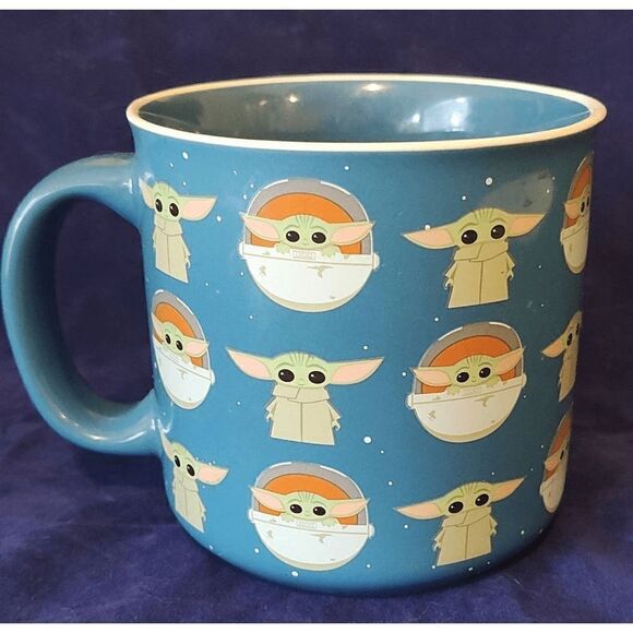 Disney Star Wars Mandalorian Baby Yoda The Child Ceramic 20 oz Mug. - Picture 1 of 4